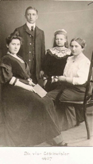 Die vier Geschwister 1907